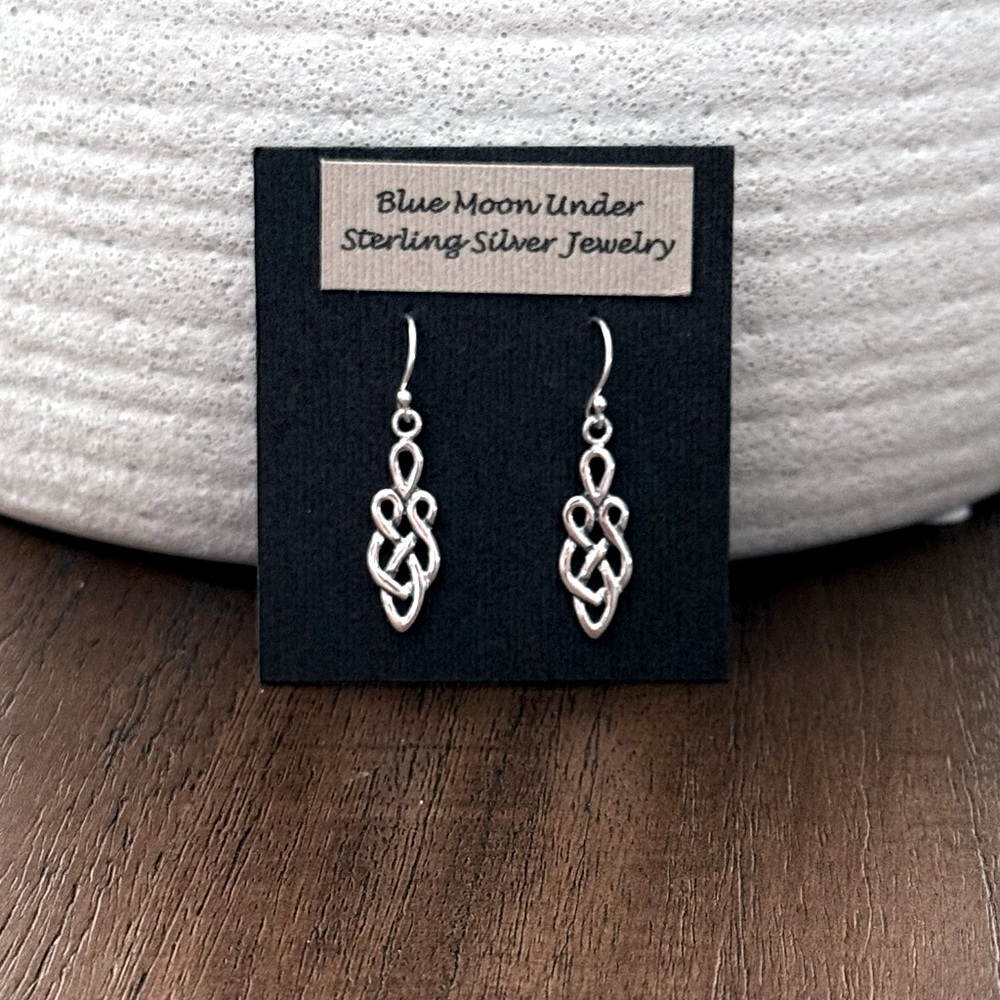 Dainty 925 Sterling Silver Celtic Dangle Earrings! NEW! - Picture 2 of 5